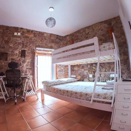 Casa De Piedra En El Casco Antiguo De Holiday home